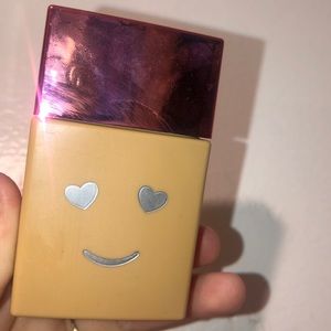 Hello happy foundation 💕